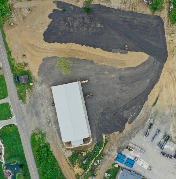 More Photos Of State Route 149, Bellaire Warehouse For Lease