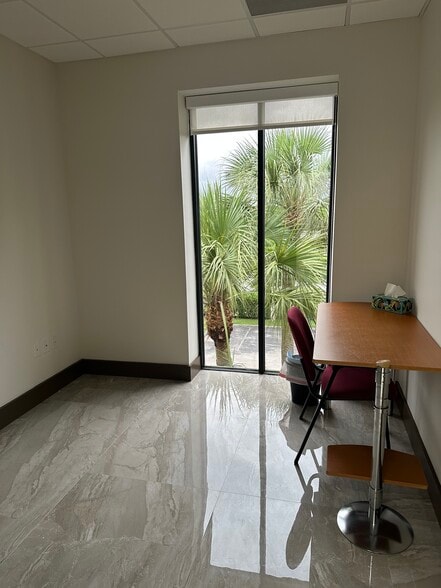 More Photos Of 1601 N Palm Ave, Pembroke Pines Medical For Lease