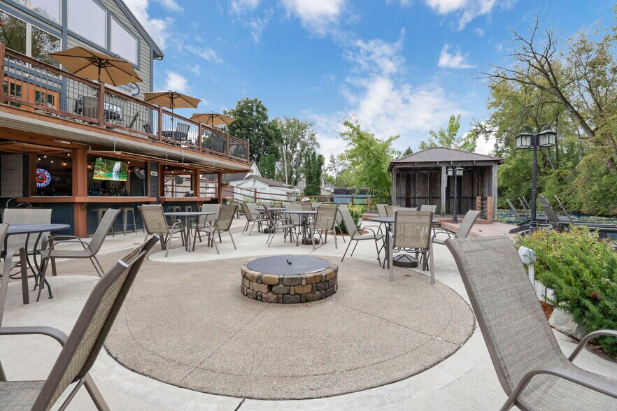 More Photos Of 14675 Zion Rd, Thornville Restaurant For Sale