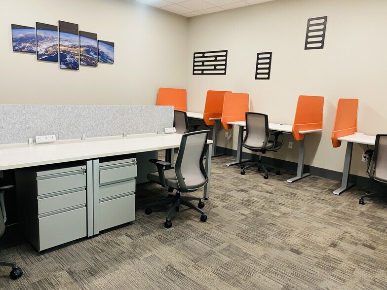 More Photos Of 7100-7140 Foundry Row, Liberty Township Coworking Space