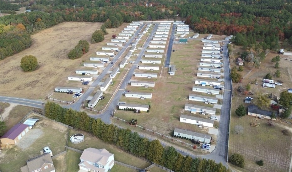 Primary Photo Of 101 Beltons Loop, Raeford Manufactured Housing Mobile Home Park For Sale