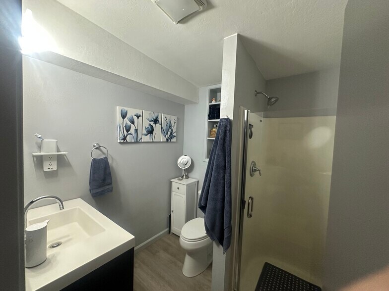 More Photos Of 2344 Conestoga Dr, Carson City Auto Repair For Sale