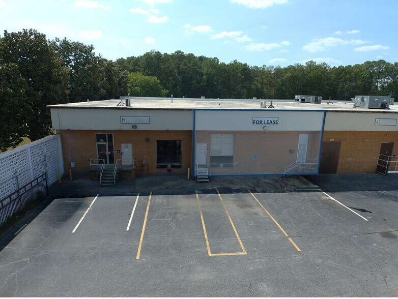 Primary Photo Of 4507 Mills Pl SW, Atlanta Warehouse For Lease