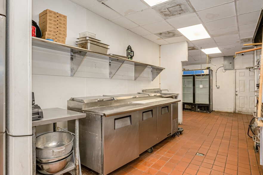 More Photos Of 5935 S Highway A1A, Melbourne Beach Hotel For Sale