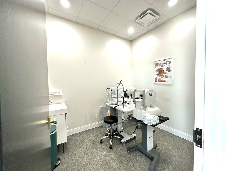 More Photos Of 9410 Calumet Ave, Munster Medical For Sale