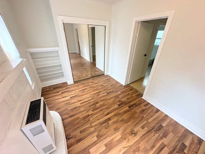 More Photos Of 901 N El Centro Ave, Los Angeles Apartments For Sale