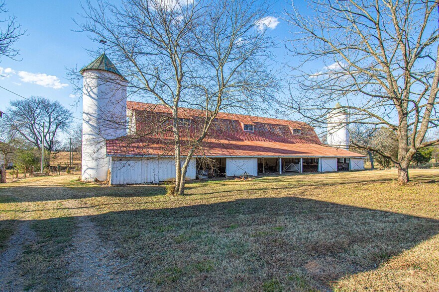 More Photos Of 4710 N Lee Hwy, Cleveland Land For Sale
