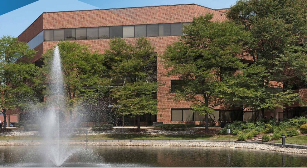 More Photos Of 1604 Spring Hill Rd, Vienna Office For Lease