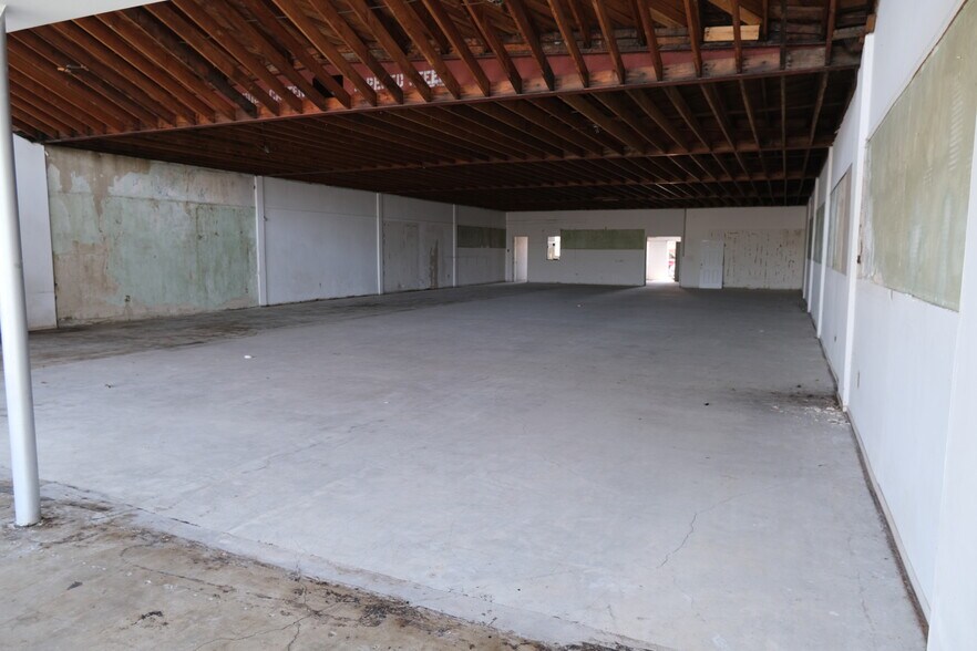 More Photos Of 13102 Hawthorne Blvd, Hawthorne Storefront Retail Office For Lease