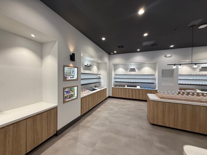 More Photos Of 2301 Newport Blvd, Costa Mesa Medical For Sale