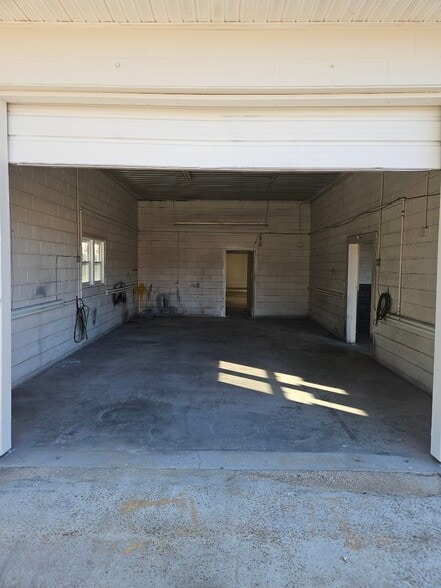 More Photos Of 190 Church Circle Ln, Bunnlevel Auto Salvage Facility For Sale