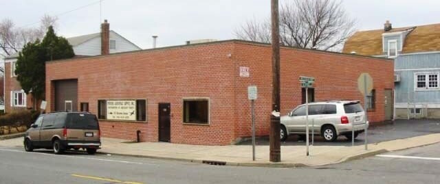 Primary Photo Of 454 Meacham Ave, Elmont Warehouse For Lease