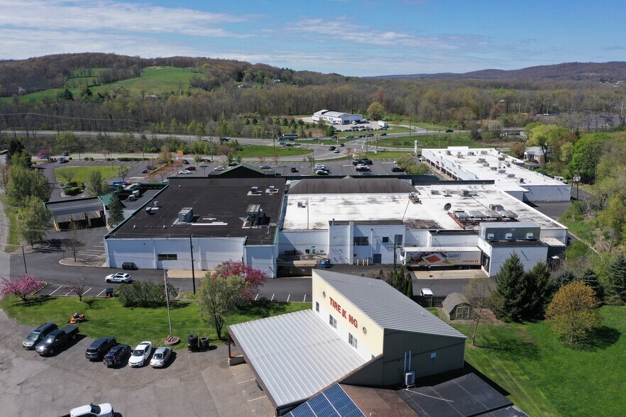 More Photos Of 455 State Rt 23, Wantage Supermarket For Lease