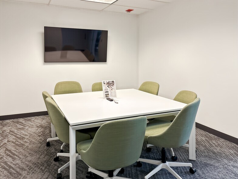 More Photos Of 53 Frontage Rd, Hampton Coworking Space