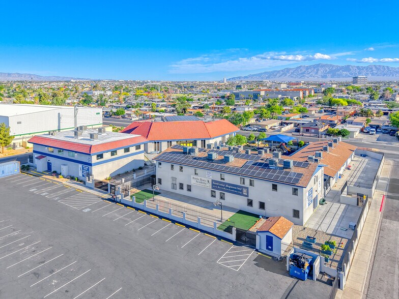 More Photos Of 2141 E Owens Ave, North Las Vegas Schools For Sale