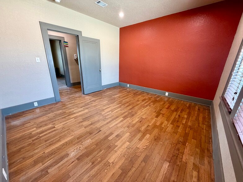 More Photos Of 619 Fayetteville Rd, Van Buren Medical For Lease