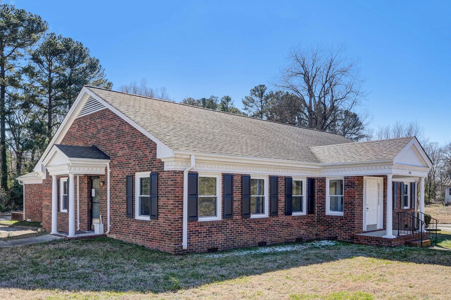 Primary Photo Of 601 W Harrison St, Reidsville Healthcare For Sale