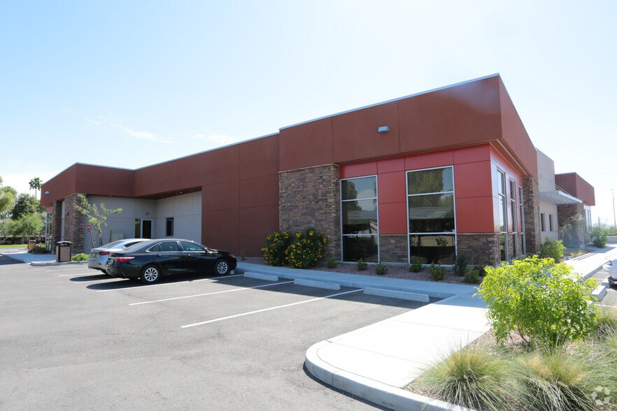 More Photos Of 77 S Dobson Rd, Chandler Office For Sale
