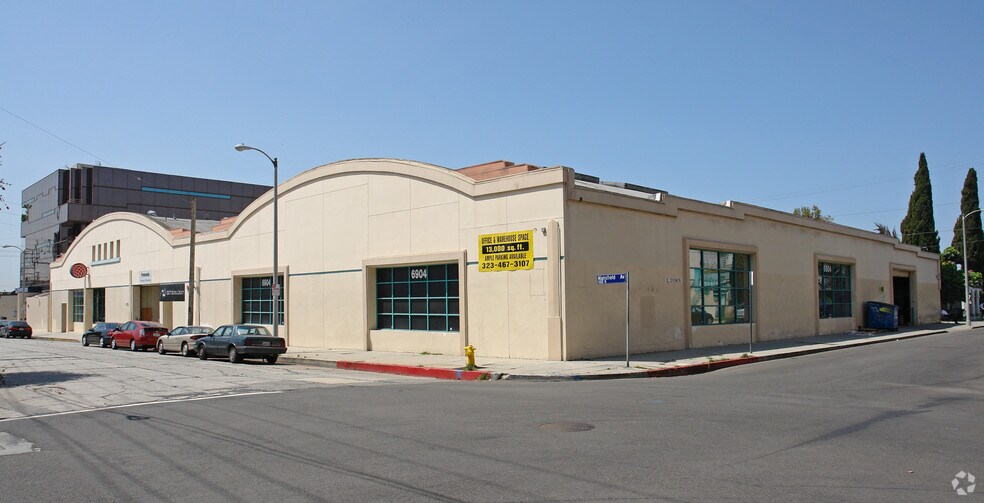 More Photos Of 1139 N Mansfield Ave, Los Angeles Flex For Sale