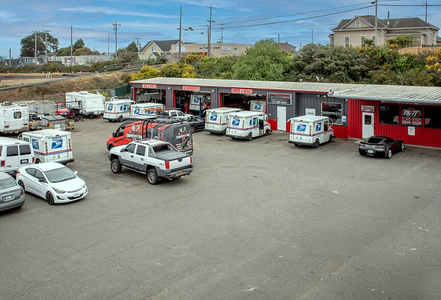 More Photos Of 2029 Broadway St, Eureka Storefront Retail Office For Sale
