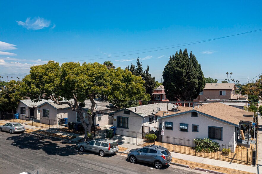 More Photos Of 6612 Menlo Ave, Los Angeles Apartments For Sale