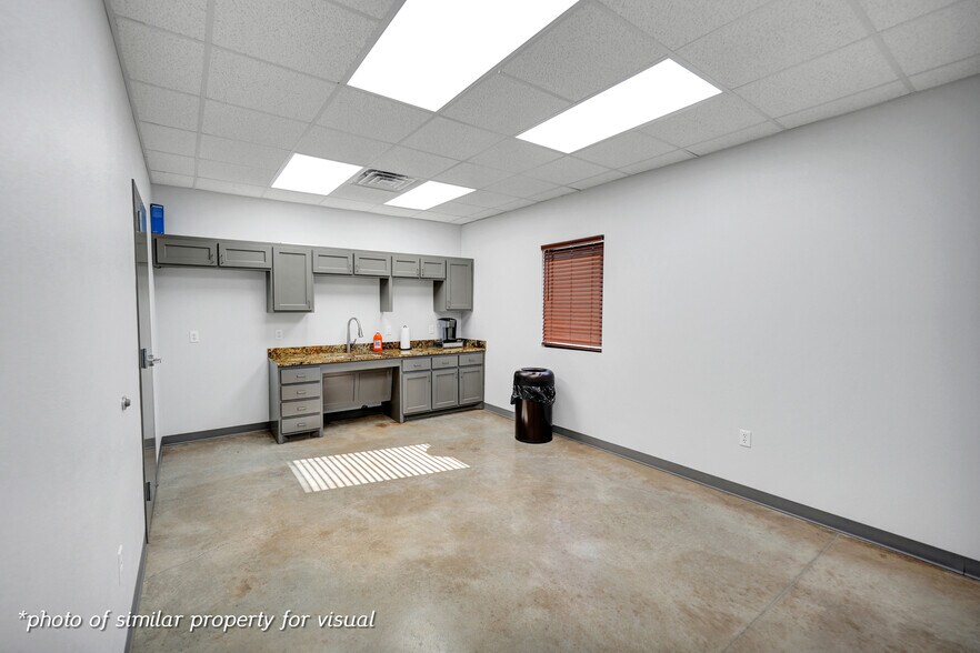 More Photos Of 5902 County Rd 135 rd, Midland Warehouse For Sale