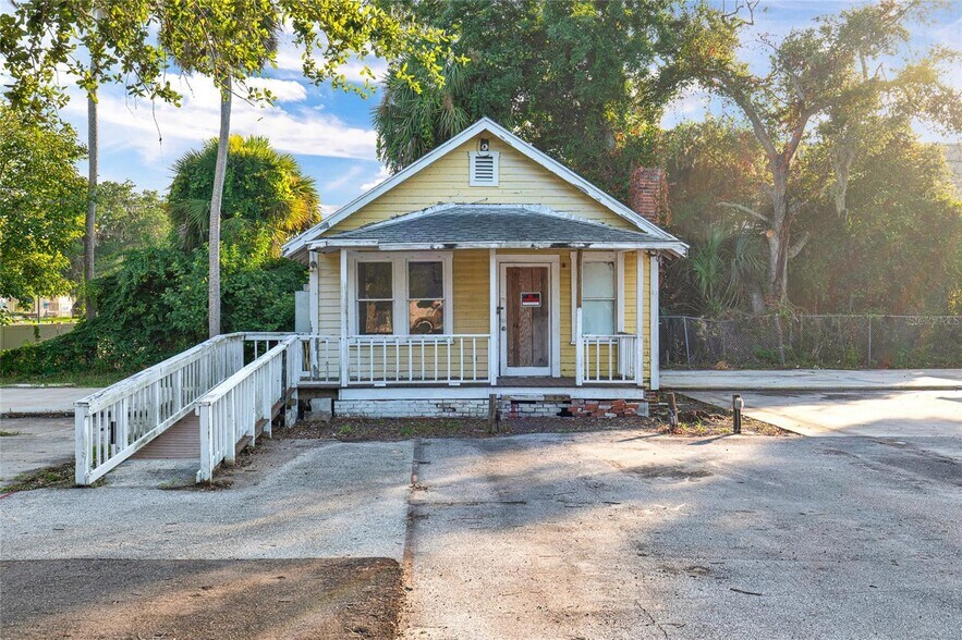 More Photos Of 1042 N Dixie Fwy, New Smyrna Beach Land For Sale