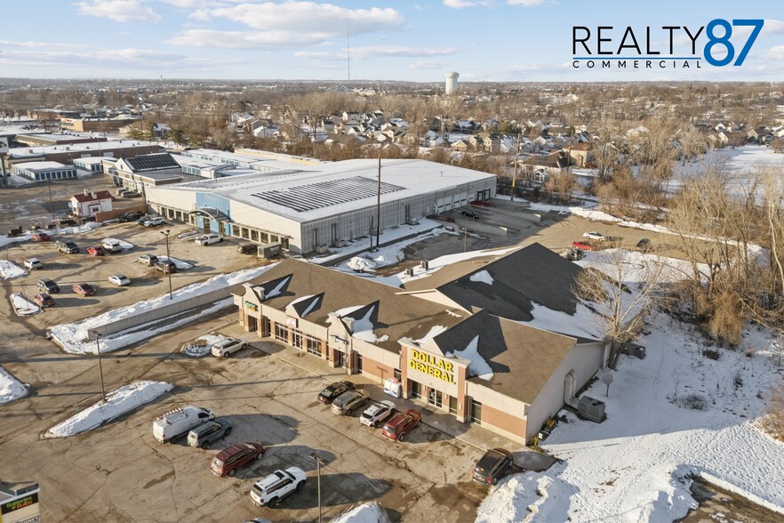 More Photos Of 266 Blairs Ferry Rd NE, Cedar Rapids Storefront For Sale