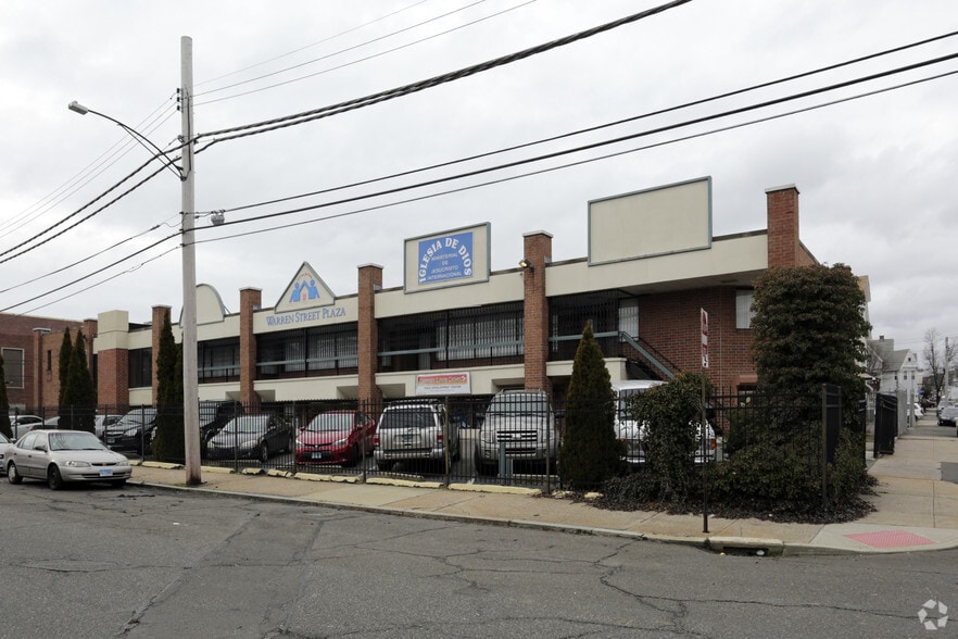 Primary Photo Of 215 Warren St, Bridgeport Office For Lease