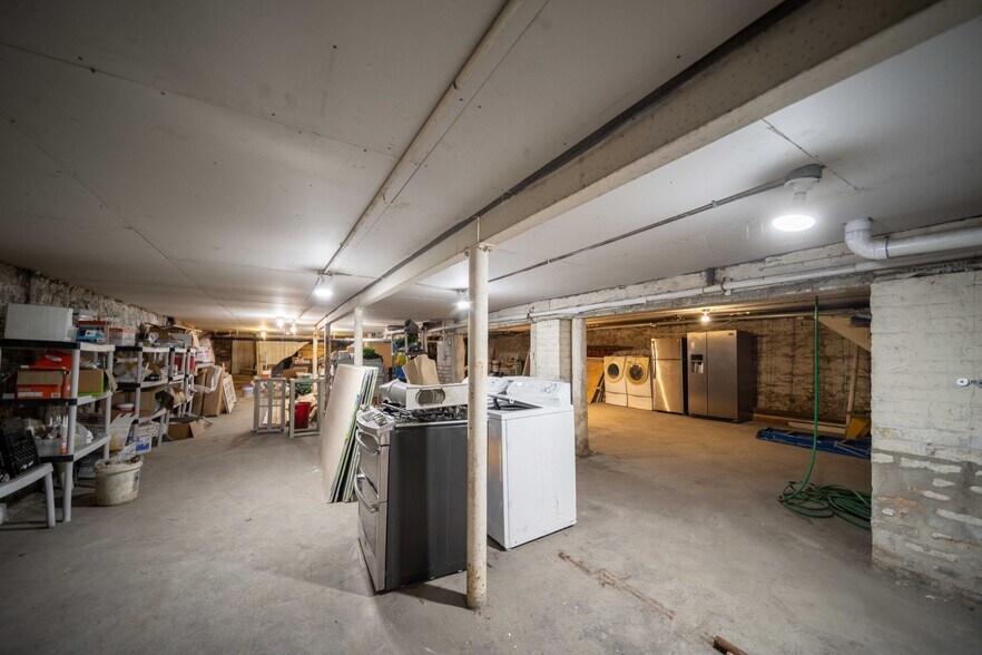 More Photos Of 3530 W Armitage Ave, Chicago Storefront Retail Residential For Lease