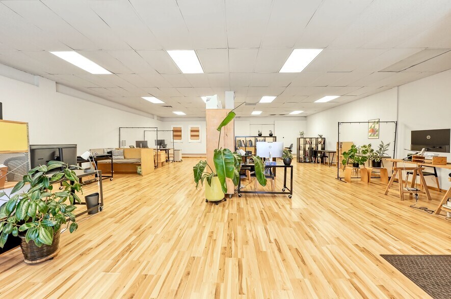 More Photos Of 227 Prospect St, Bellingham Storefront For Lease