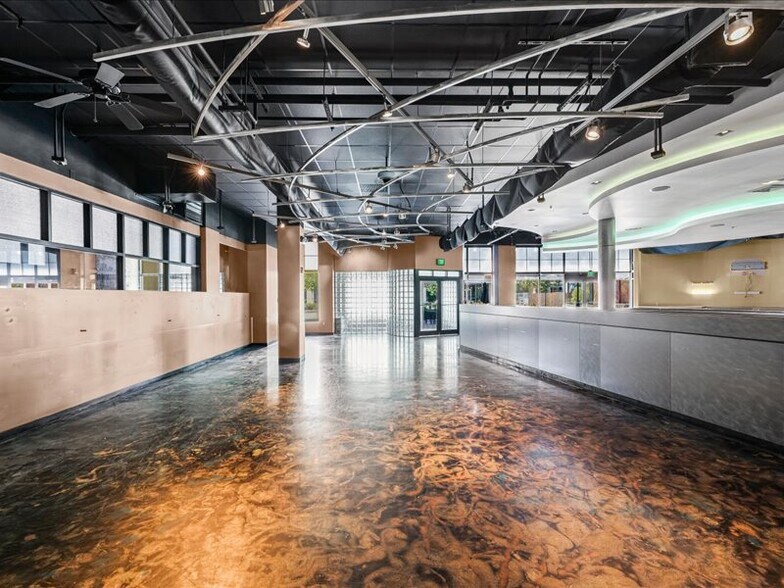 More Photos Of 1 E Main St, Champaign Office Residential For Lease