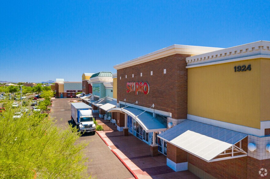 More Photos Of 823-857 N Dobson Rd, Mesa Unknown For Lease