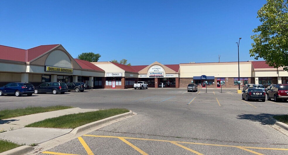 More Photos Of 1099 Saint Clair River Dr, Algonac Unknown For Lease