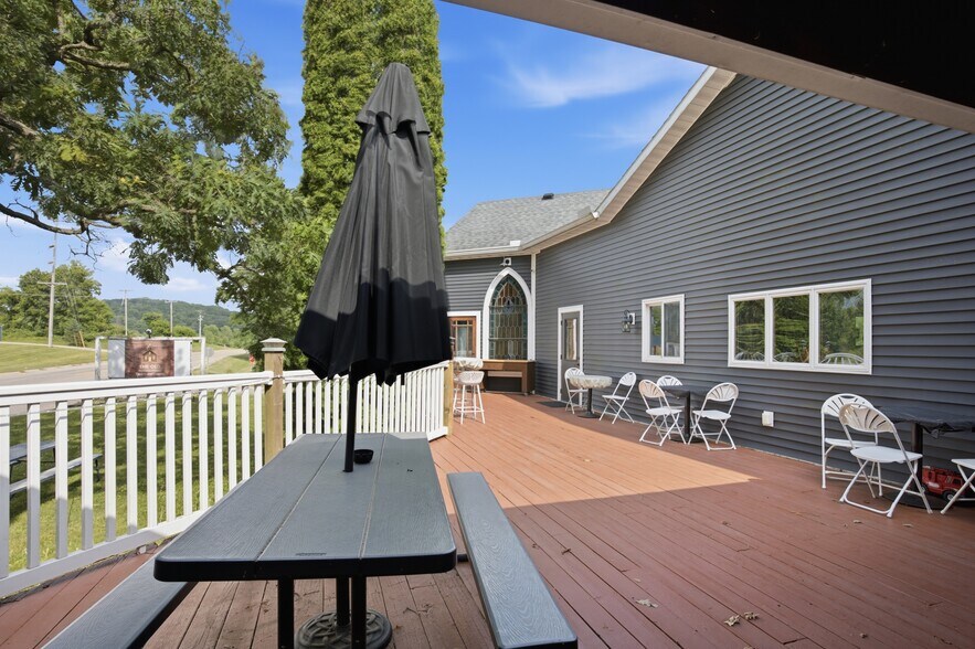 More Photos Of E13887 Highway DL, Merrimac Specialty For Sale