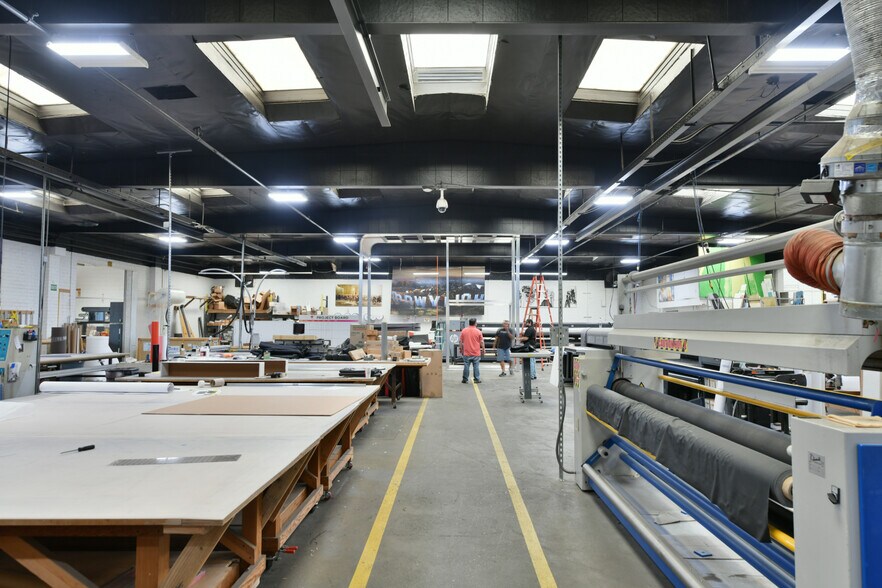 More Photos Of 1910-1920 W 144th St, Gardena Warehouse For Sale