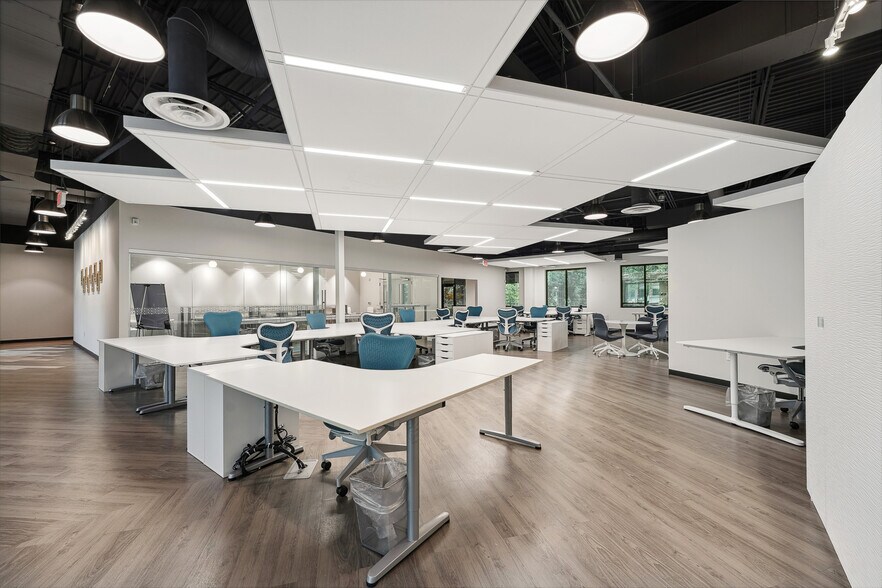 More Photos Of 3210 Fairhill Dr, Raleigh Office For Sale