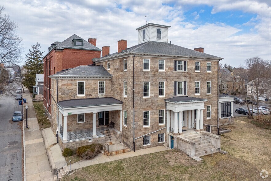 More Photos Of 1061 Pleasant St, New Bedford Medical For Sale