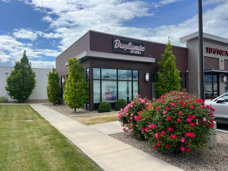 Primary Photo Of 770 800 N, Spanish Fork General Retail For Lease