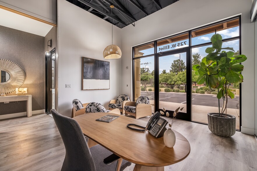 More Photos Of 725 W Elliot Rd, Gilbert Office For Sale