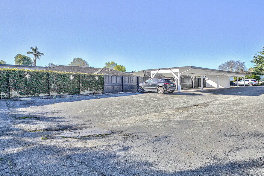 More Photos Of 290 Pennsylvania Dr, Watsonville Apartments For Sale