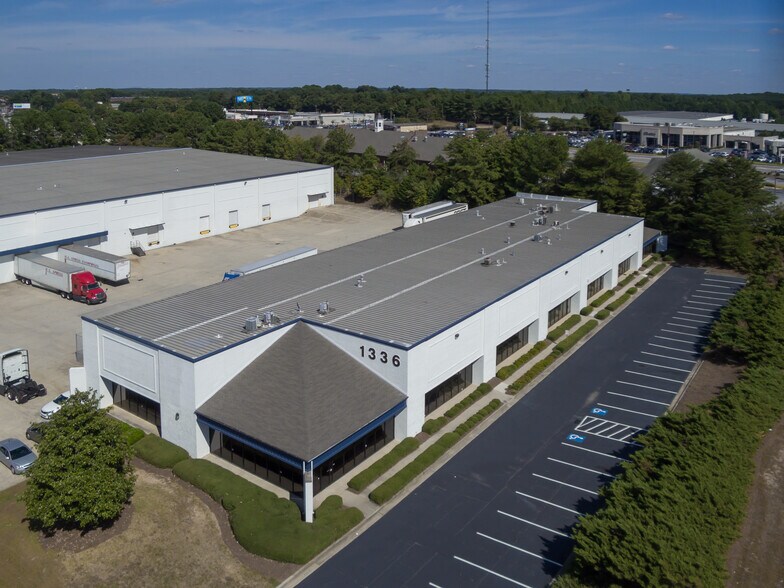 More Photos Of 1336 Citizens Pky, Morrow Light Distribution For Lease