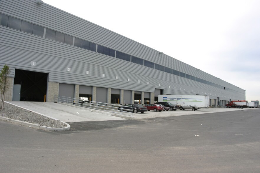 More Photos Of 230-19 International Airport Ctr Blvd, Springfield Gardens Unknown For Lease