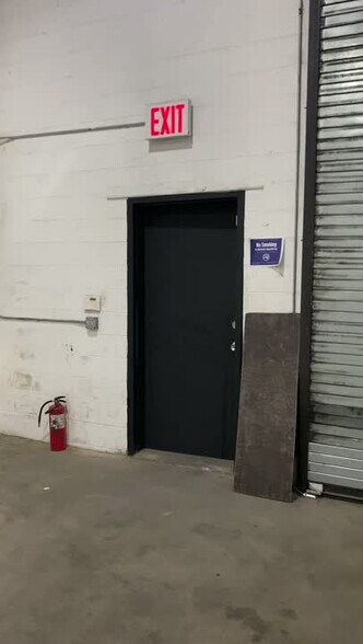 Primary Photo Of 48 Grattan St, Brooklyn Warehouse For Lease