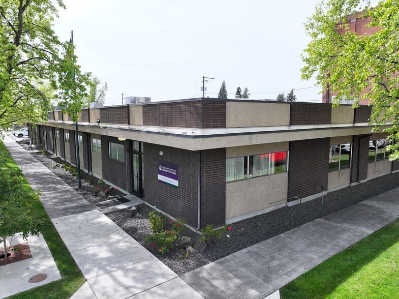 Primary Photo Of 206-208 W Poplar St, Walla Walla Office For Sale