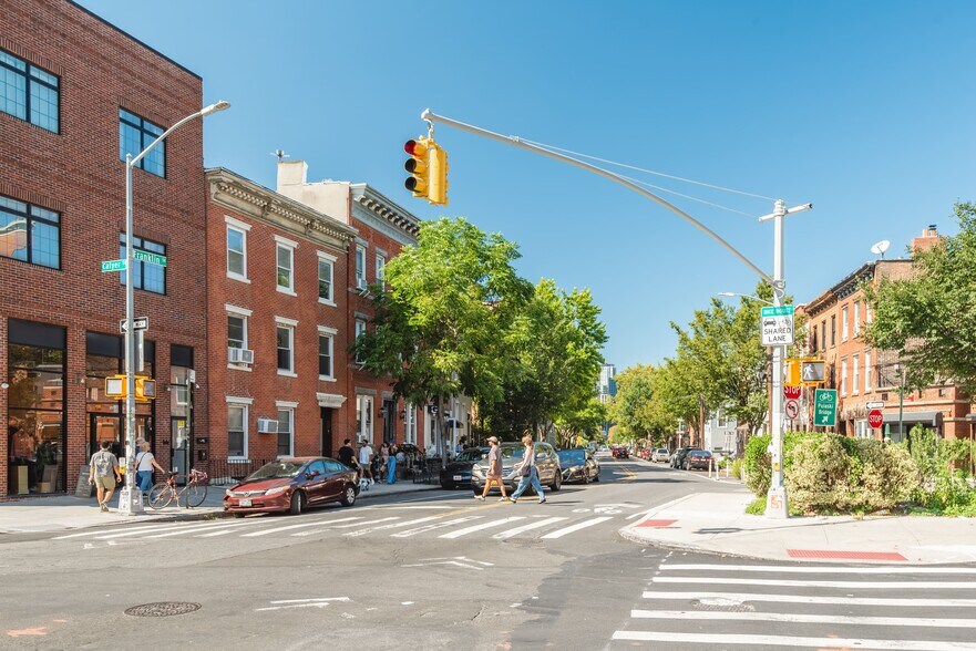 More Photos Of 47 Franklin St, Brooklyn Apartments For Sale