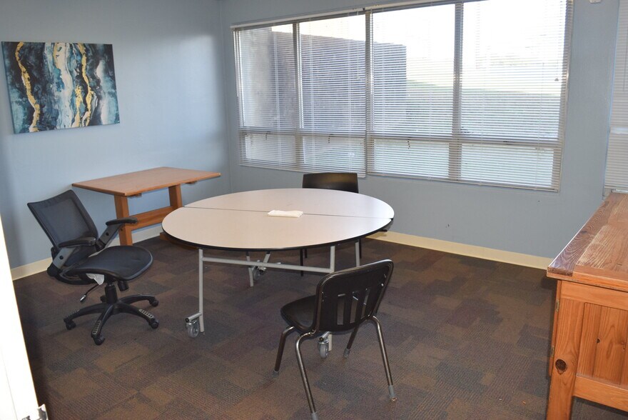 More Photos Of 3171 Signal St, Memphis Specialty For Sale