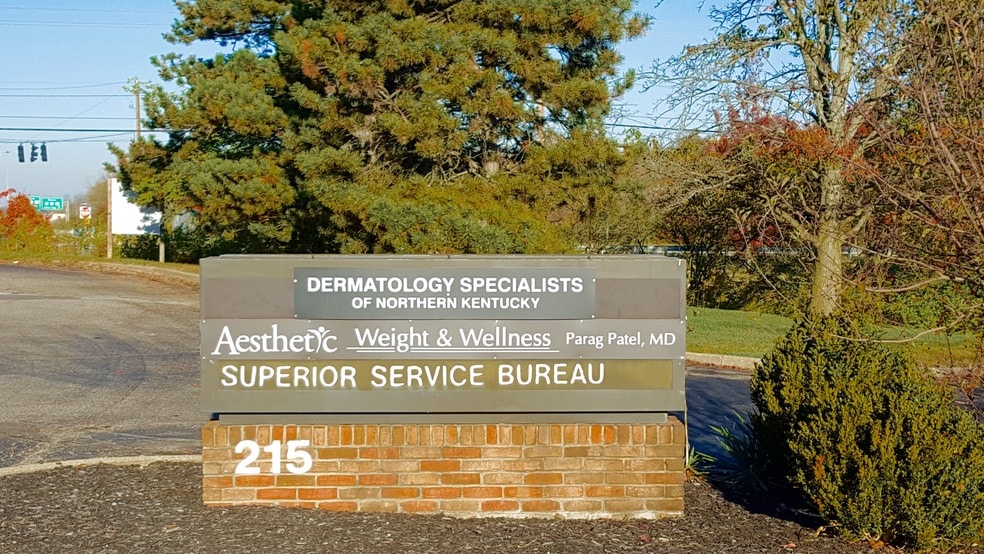 More Photos Of 215 Thomas More Pky, Crestview Hills Office For Sale