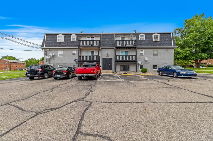 More Photos Of 3400 Lesway Ct, Louisville Apartments For Sale