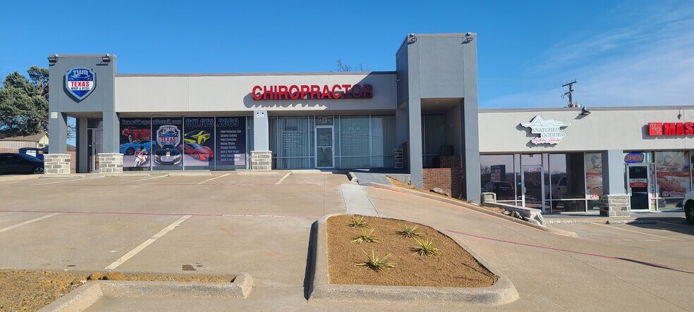 More Photos Of 6600 Denton Hwy, Watauga Unknown For Lease